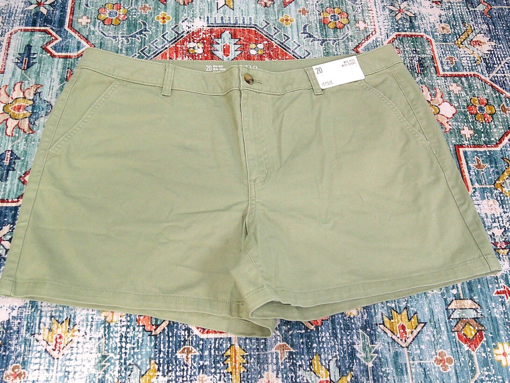 a.n.a Mid Rise Midi Short, Olive Green Women’s Size 20-NWT-RTL $32